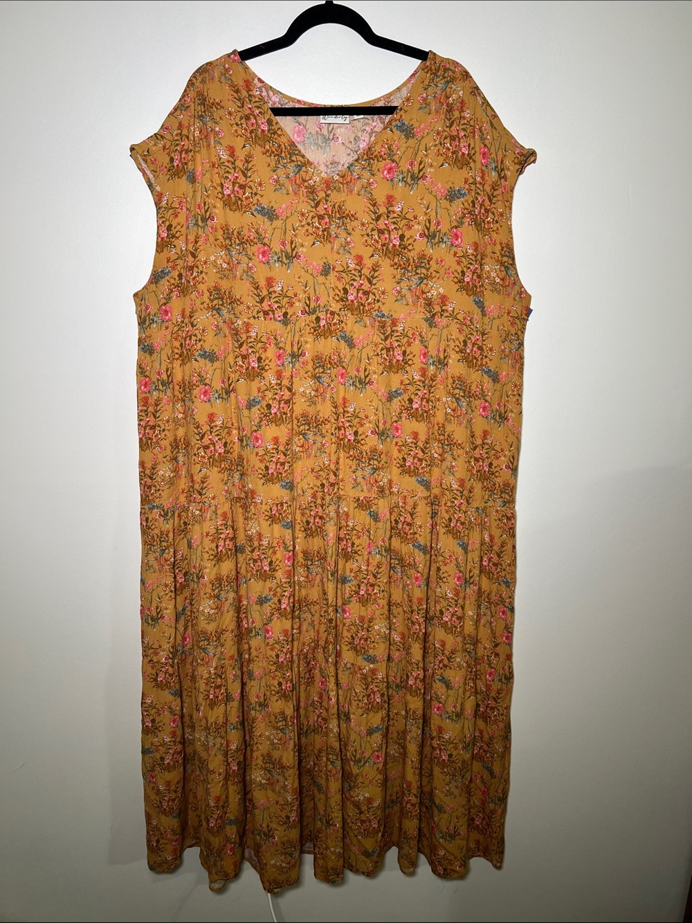 Wonderly Plus Size Floral V-Neck Maxi Dress